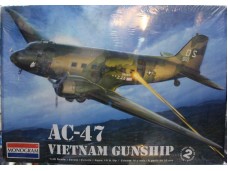 MONOGRAM AC-47 Vietnam Gunship 1/48 NO.85-5615