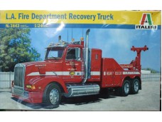 ITALERI LA Fire Department Recovery Truck 1/24 NO.3843